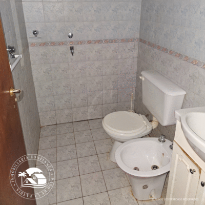 C.N° 3049: Casa con pileta a 300 mts de Playa Pelícano. B° Pescadores