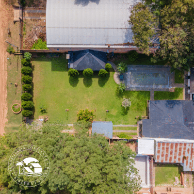 C.Nº 3025: Casa con hermoso parque y piscina