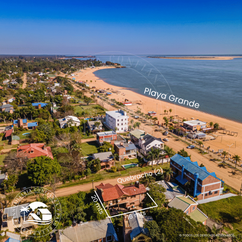 C.N° 3035: Casa en venta, a mts de Playa Grande