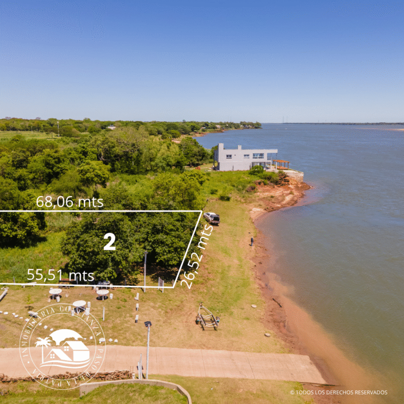 C.Nº 305: Terreno sobre el río