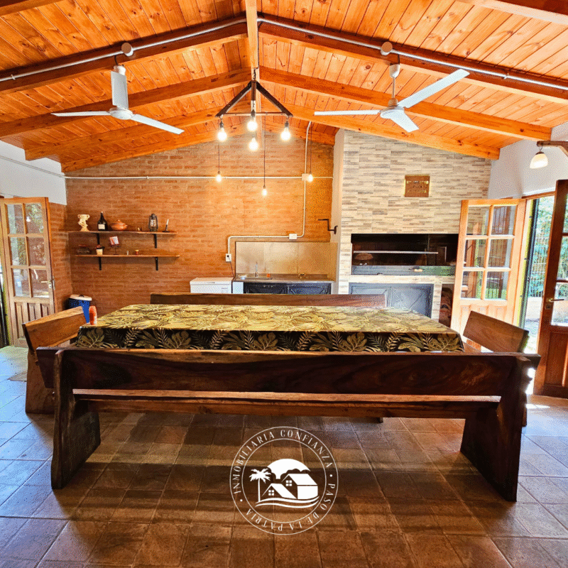 C.N° 3019: Hermosa casa en B° Pescadores