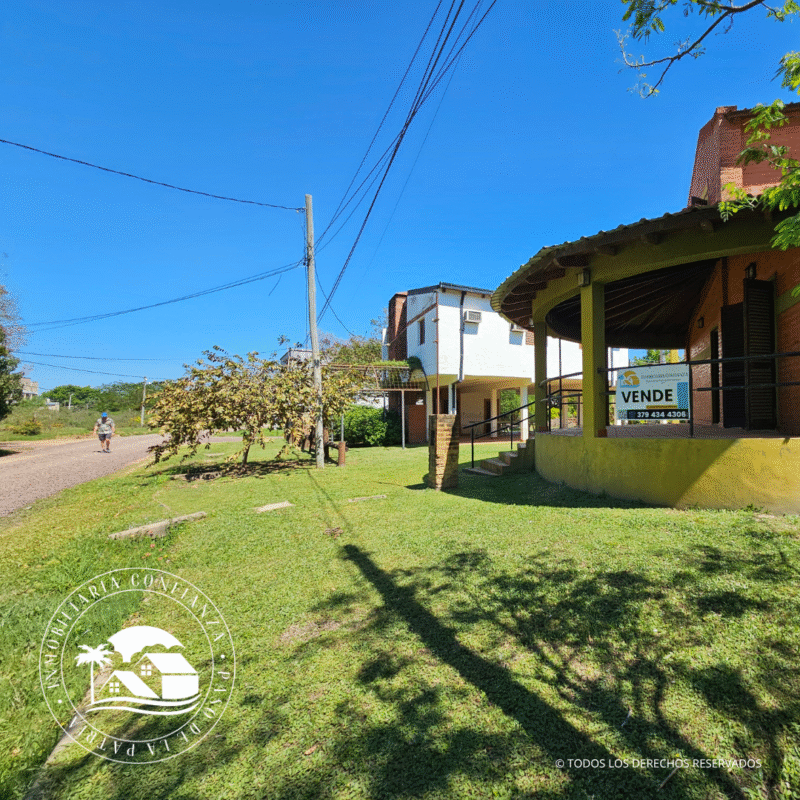 C.N° 3054: Casa pequeña a una cuadra de la Playa