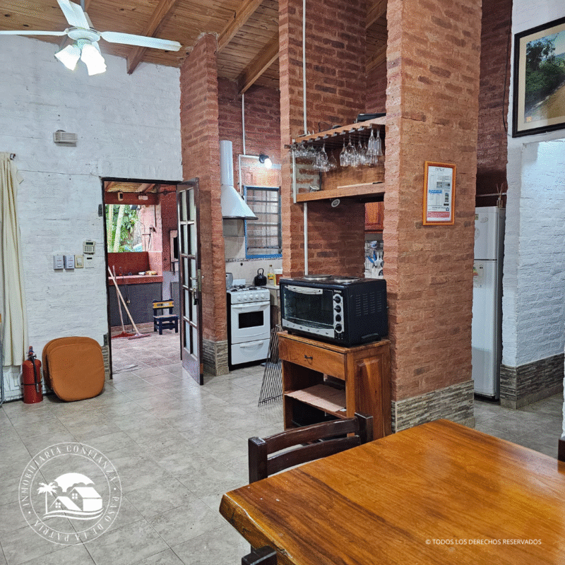 C.N° 65 "Orfilia": Para 8 personas con piscina