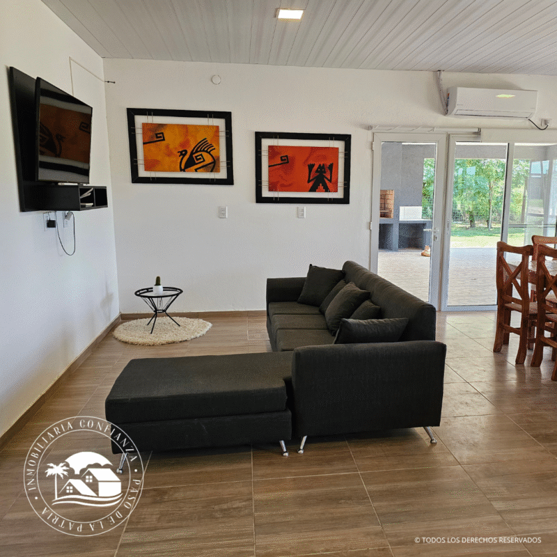 C.N° 87 - La Lela: Moderna y Nueva, para 14 personas, con piscina