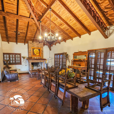 C.Nº 3026: Casona a mts de la Costanera