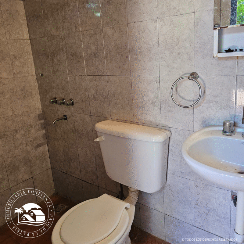 C.Nº 24: Para 4 personas con pileta, céntrica