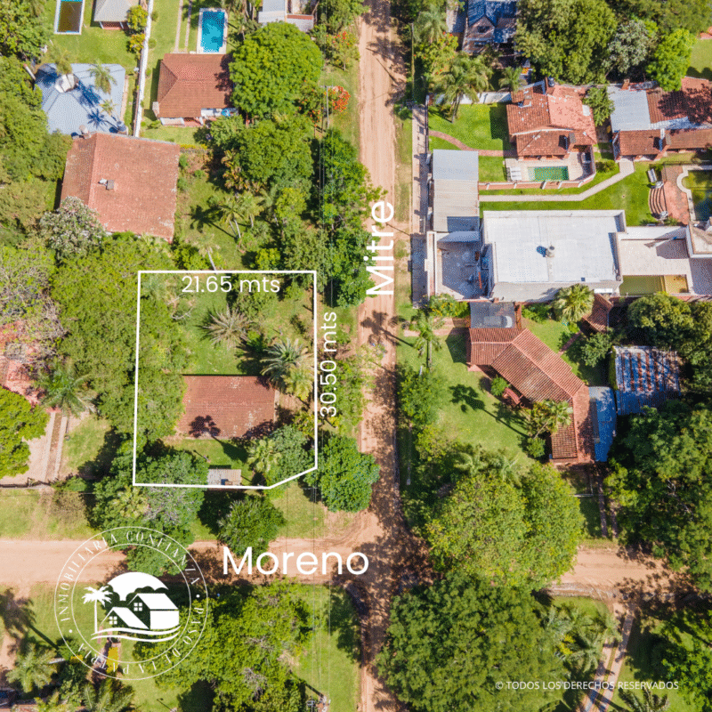 C.N° 3007: Casa de madera frente al Hotel Jardín del Paraná