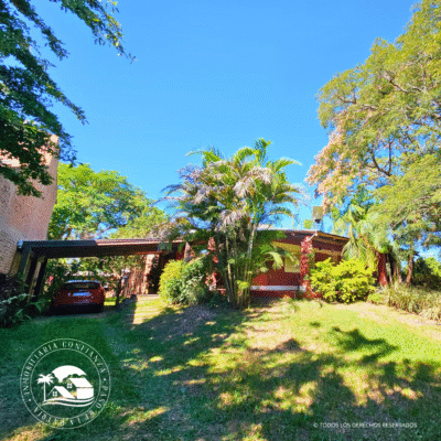 C.N° 3046: Casa con pileta y hermoso patio