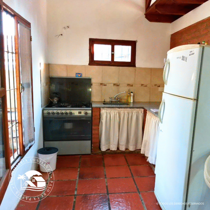 C.N° 3041: Chalet con piscina y hermoso patio