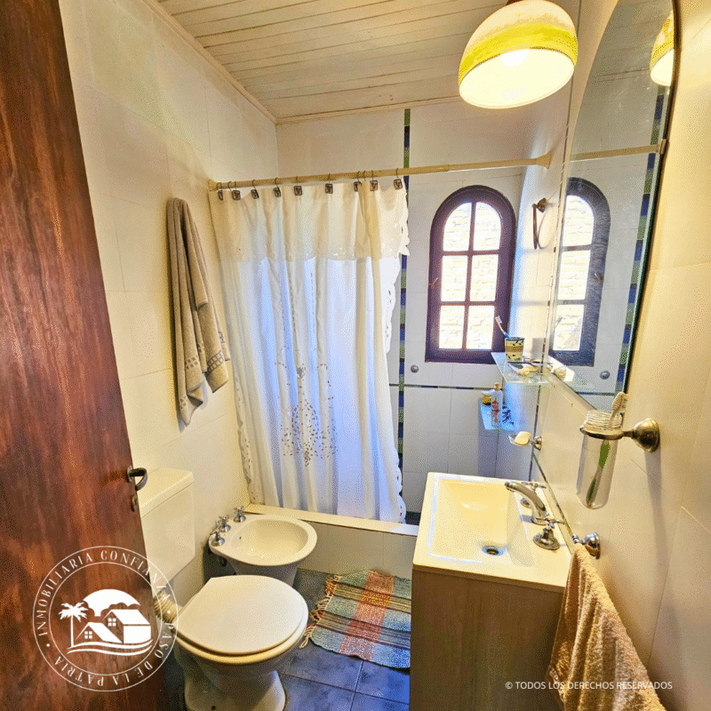 C.N° 3046: Casa con pileta y hermoso patio