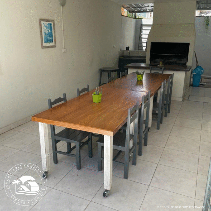 C.N° 11: Modernos duplexs para 8 personas con piscina y muy cerca de Playa Grande