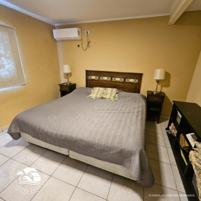 C.Nº 3051: Hermosa casa con pileta y mega-parque!