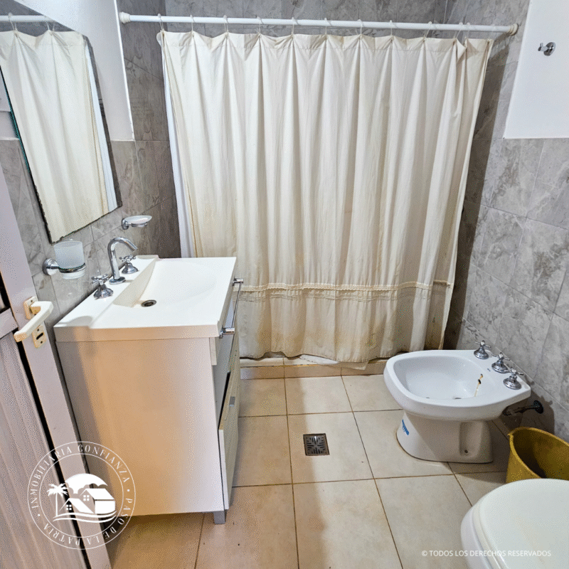 C.Nº 3051: Hermosa casa con pileta y mega-parque!