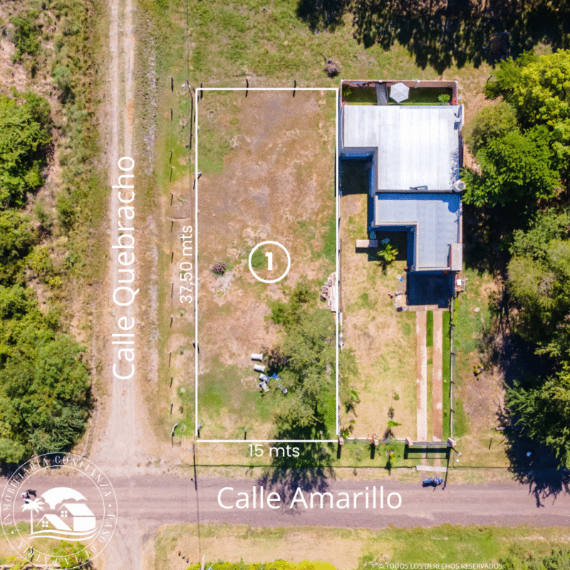 C.Nº 200: Hermosa esquina en venta en Bº Pescadores