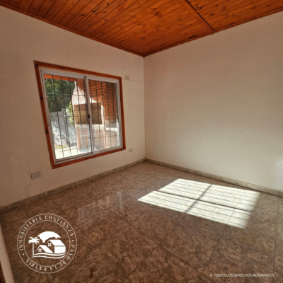 C.N° 3055: Casa a ESTRENAR a solo 300 mts de Playa Grande